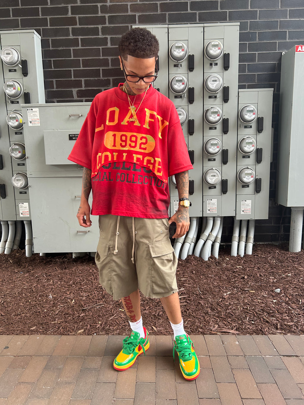 OFF TRACK COLLEGE TEE